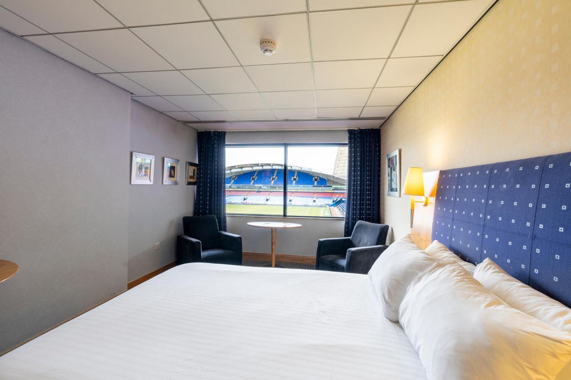 The Bolton Stadium Hotel, A Member Of Radisson Individuals Exterior foto